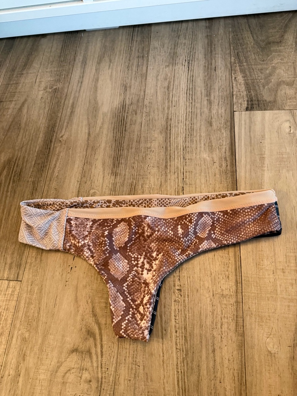 Acacia Swimwear Snakeskin Python Stripe Mixed Print Bikini Bottoms Medium